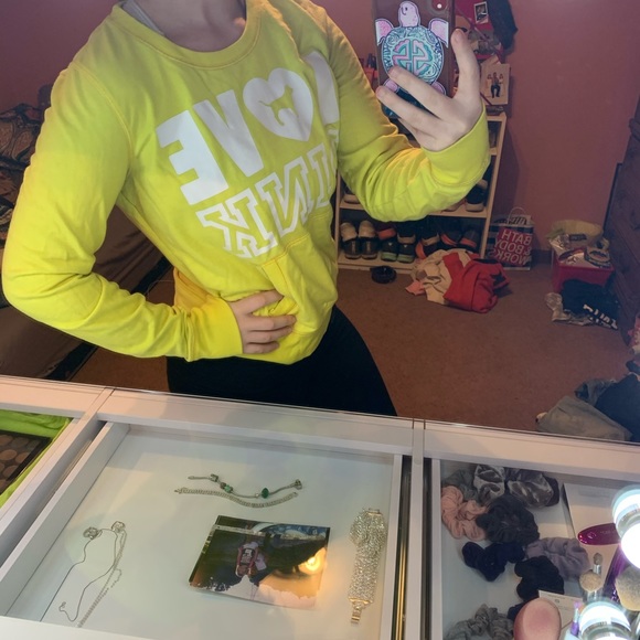 Pink Crewneck - Picture 3 of 3